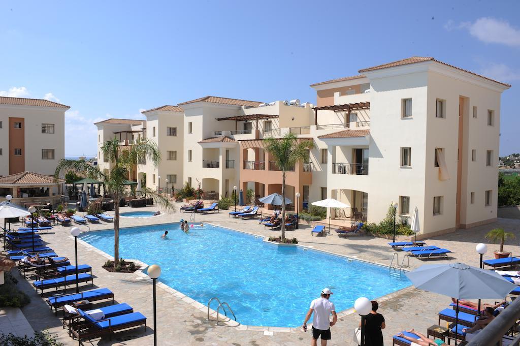 Oracle Exclusive Resort Paphos Exterior photo